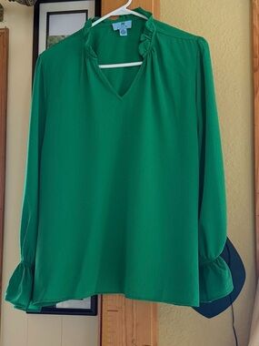 CeCe Green V-Neck Long Sleeve Blouse